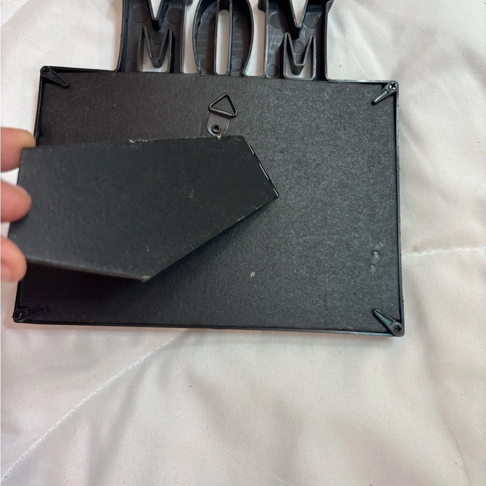 Special Moments Black MOM Photo Frame for 4 X 6 picture